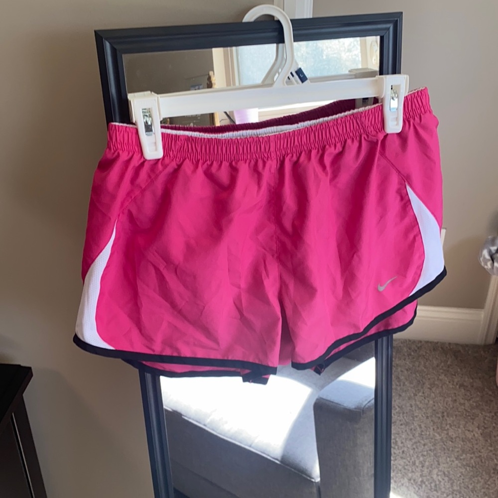Hot pink nike running shorts, size M !!